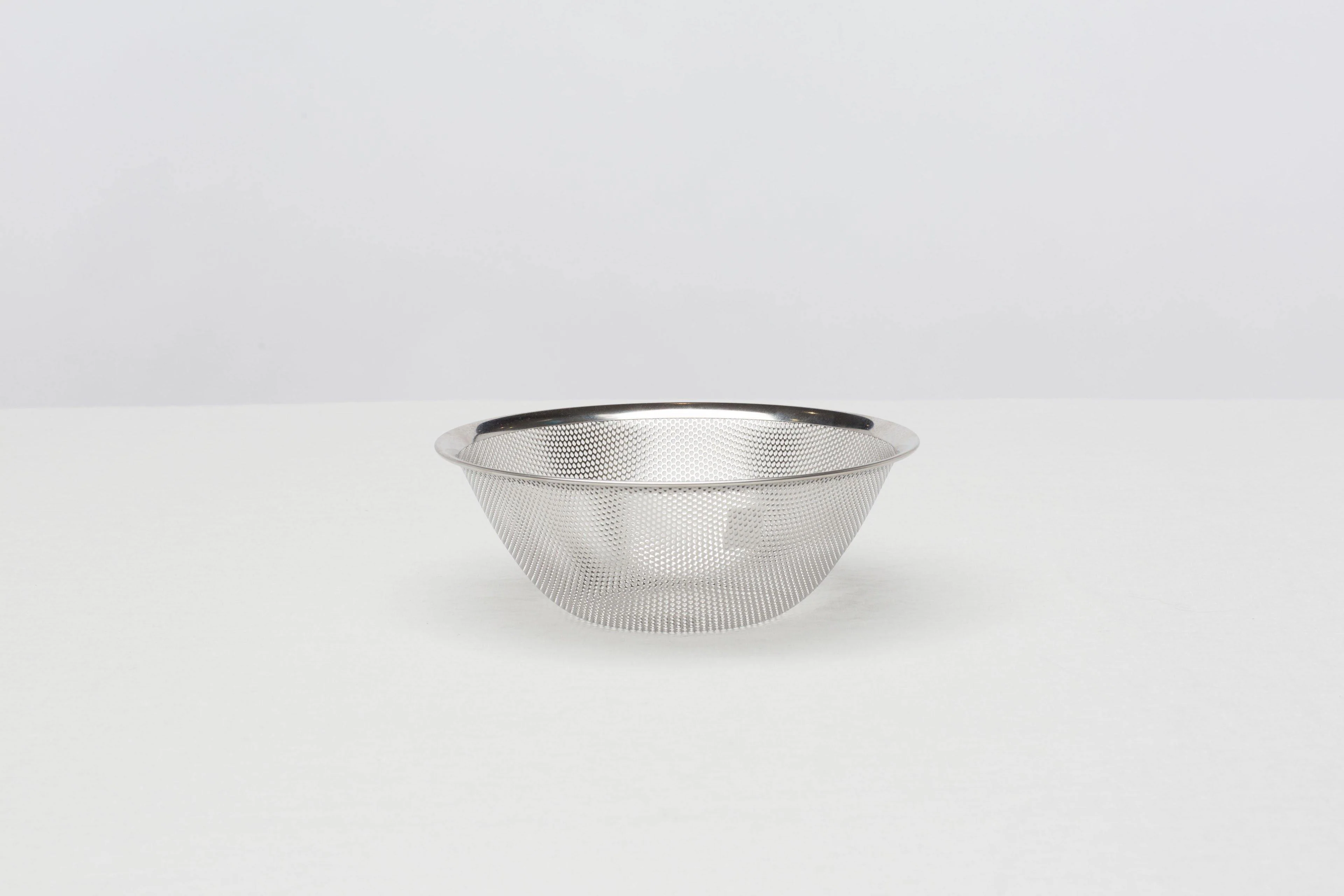 Sori Yanagi Stainless Steel Strainer - Image 5